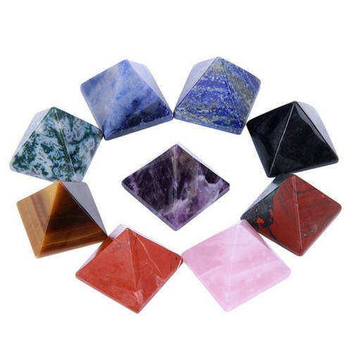 Natural Healing Hand Pieces Gemstone Crystal Pyramid